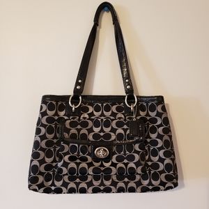 🌿Coach signature print Canvas black gray shoulder/hand bag